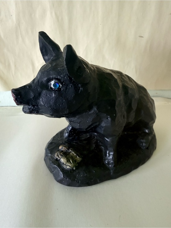 JAMES D Other - Signed 1983 Sculpted Figurine by James D